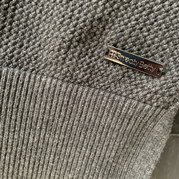 Sweaty Betty Grey Split Back Sweater Size Large - Picture 3 of 4